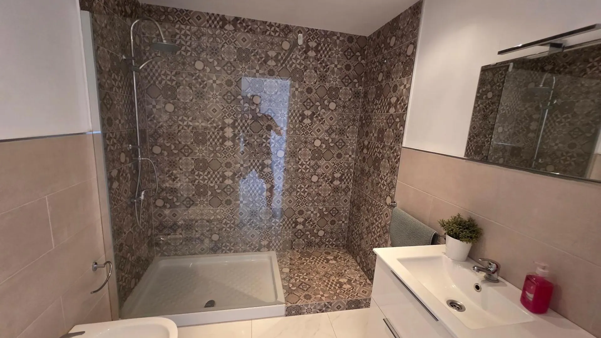 Apartment Ocean View With Breathtaking Sea View, Family Friendly, Terrace, Wifi, Sat-Tv Costa Adeje  0*, Costa Adeje (Tenerife)